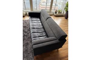 Te koop een moderne bank