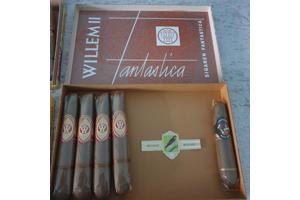 5 stuks sigarendozen, 1 nog gesealed