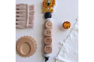 Gepersonaliseerde naam speenkoord oranje leeuwtje