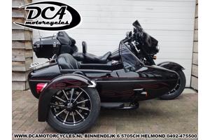 HARLEY-DAVIDSON FLHTCUSE-5BLK ULTRA CLASSIC CVO LSE1 ZIJSPAN