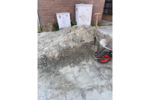 Zand over graag zsm ophalen