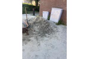 Zand over graag zsm ophalen