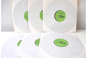 14 LP;s van Red Box,  Kayak, KC &amp;amp; The Sunshine Band tot Styx