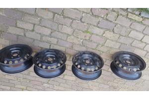 Stalen velgen 5Jx14 ET 39 o.a. Yaris 4 gats 14 inch 5J x 14