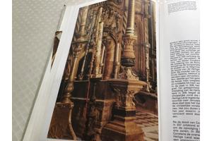 Boek.Het land van beloften speciale cultuur met testamenten