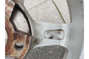 Te koop 4 winterbanden(nieuw)195/50R15 op alu velg steek 108