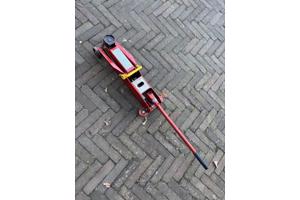 Garagekrik, moet bijgevuld