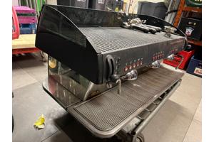 Faema: Professionele, automatische of semiautomatische espressomachine
