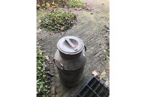Melkbus (voor decoratie)