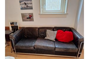 Leren Bank en fauteuil le Corbusier