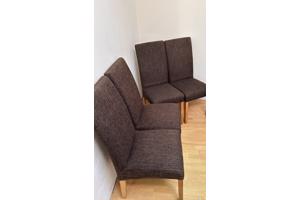 4 Eetkamerstoelen  Nette staat, kunnen nog prima ronde mee.