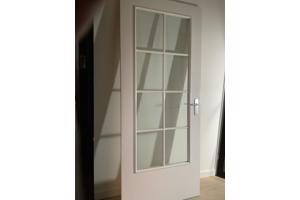 Binnendeur met gestaald glas