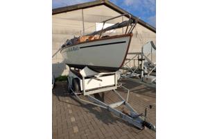 Zeilboot hout met trailer Opknapper