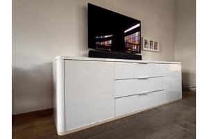 Wit hoogglans dressoir / tv meubel