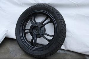 110/80/14 Michelin Banden (2x)