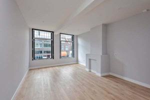 Te huur mooi 3 kamer appartement Doezastraat in Leiden