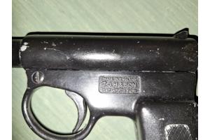 The gat  pluimpjes pistool