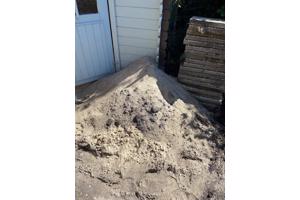 Gratis opvulzand en tegels