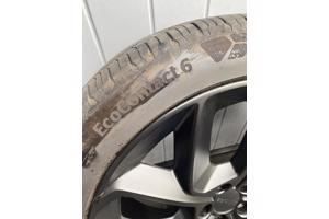 Lynk en co Volvo XC40 LM Zwart zomerbanden set 235/45/20