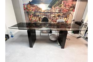 Glazen graniet tafel - uitschuifbaar - 6-8 personen