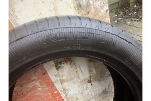 Autobanden 195/55 R16  vredestein sportracks