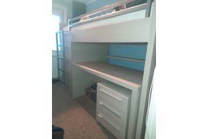 Hoogslaper met kastruimte