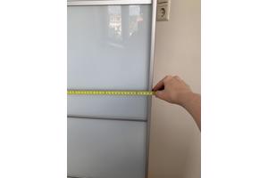 Kast met schuifdeuren