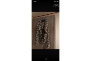 warme gekleurde open vest