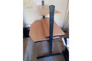 Buro Bureau computer meubel - compleet gratis af te halen