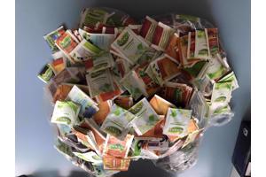 Lege theezakjes Pickwick G’woon , Clipper , Twinings etc.