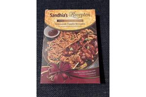 Surinaams : Sandhia’s recepten deel 6 gold edition ( nieuw )