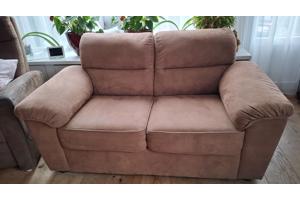 2 en 2.1/2 zits bank in goede staat.