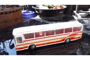 Mercedes 0303 reisbus van conrad H