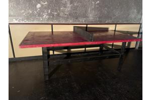 Zelf gebouwde tafeltennistafel
