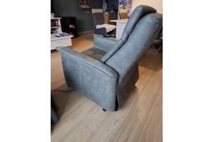 Sta-op stoel (Relaxfauteuil) HELEEN. 10 maanden gebruikt
