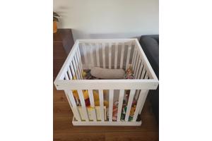 Witte Bopita babybox vierkant