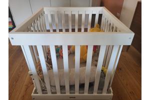 Witte Bopita babybox vierkant