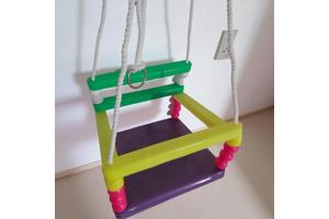 Kunststof schommel paars geel groen roze tot 20kg