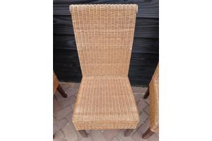 4 gratis Rotan keuken stoelen
