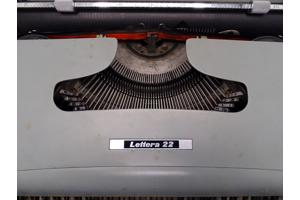 Olivetti Lettera 22