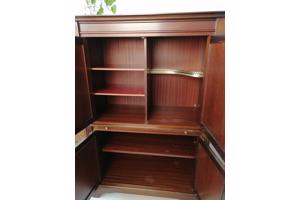 Teakhouten servicekast