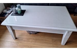 Salontafel van oorsprong oud grenen