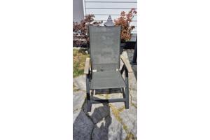 Tuinset, 3 verstelbare stoelen, 3 kussens en tafel 160x90