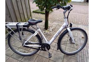 E-bike met middenmotor en traploze ondersteuning