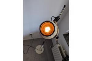 Bollamp aan standaard