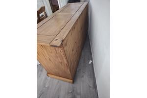 Mooie dressoir met spiegel