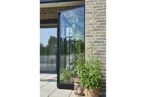 Qube LT 24, zwart, VG 3mm + PC 6 mm