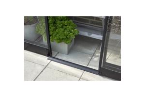 Qube LT 24, zwart, VG 3mm + PC 6 mm