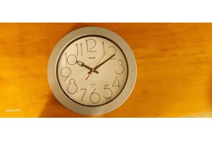 Moderne spiegel zo goed als nieuw