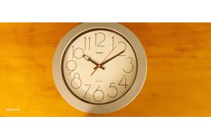 Moderne spiegel zo goed als nieuw